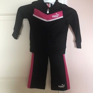 Girls Puma sweat suit